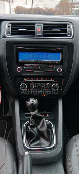 Volkswagen Jetta 1.6 tdi HIGHLINE