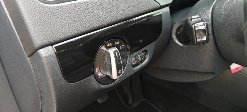 Volkswagen Jetta 1.6 tdi HIGHLINE