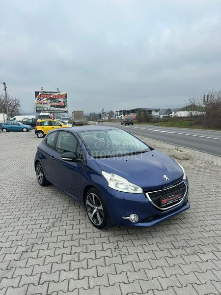 Peugeot 208 1.2