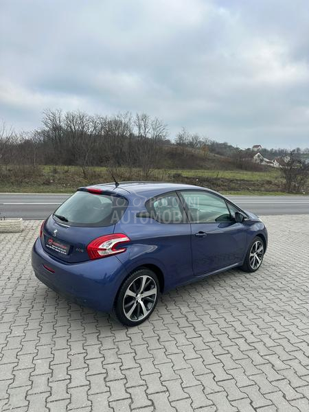 Peugeot 208 1.2