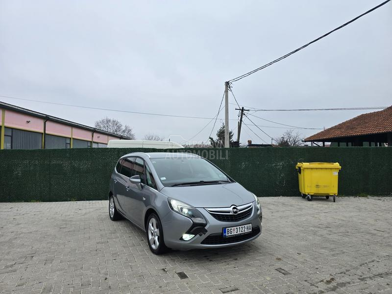 Opel Zafira M.E.T.A.N