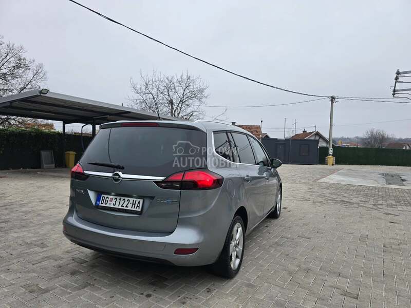 Opel Zafira M.E.T.A.N