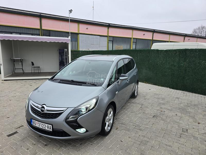 Opel Zafira M.E.T.A.N