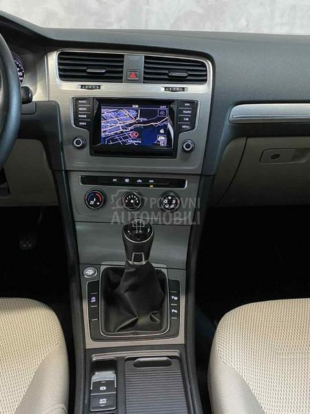 Volkswagen Golf 7 PANO/HIGHLINE/RADAR