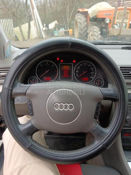 Audi A4 s line