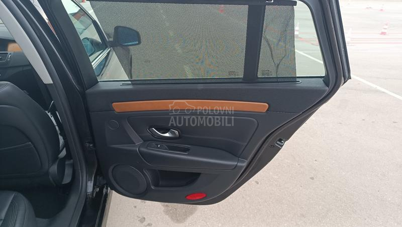 Renault Laguna INITIALE PARIS