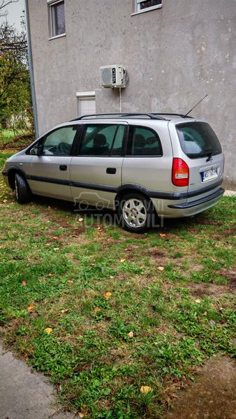 Opel Zafira 2,0 dti 16v