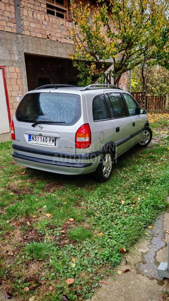 Opel Zafira 2,0 dti 16v