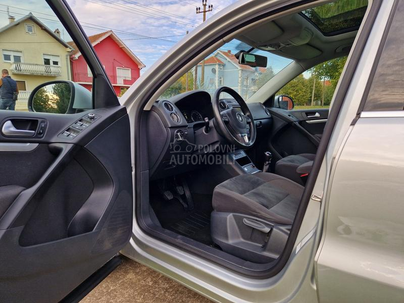 Volkswagen Tiguan 4x4 PANO FUL