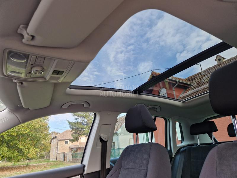 Volkswagen Tiguan 4x4 PANO FUL