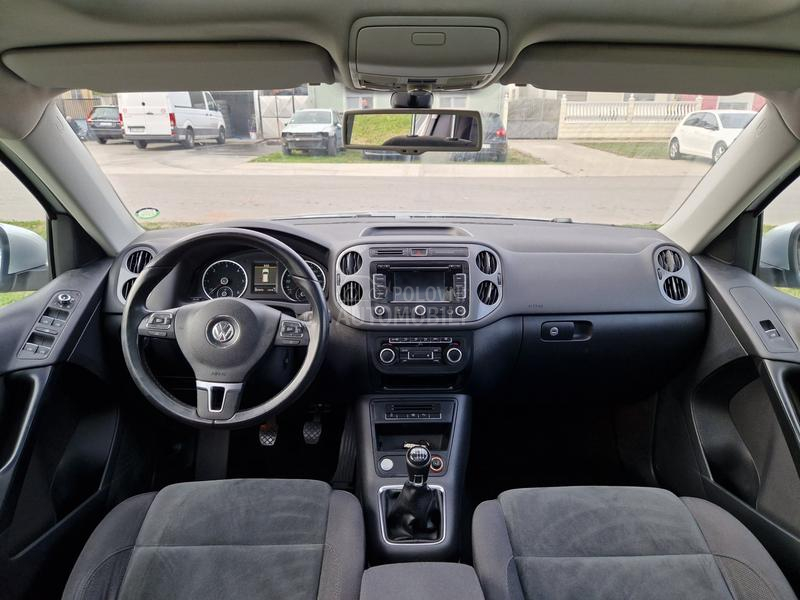 Volkswagen Tiguan 4x4 PANO FUL