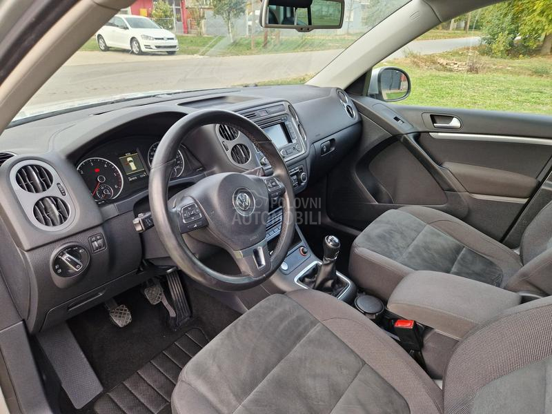 Volkswagen Tiguan 4x4 PANO FUL