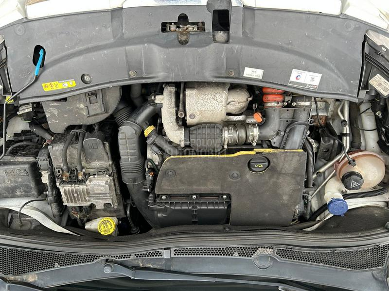 Peugeot 2008 1.6 e-hdi