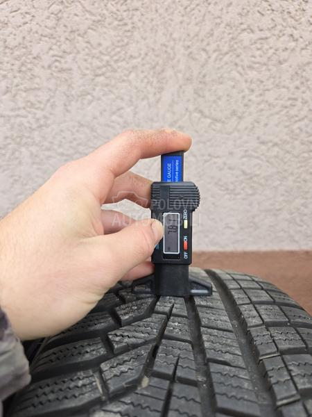 Aluminijumske felne BMW 1 2 F40 F44 org 18" 5 x 112