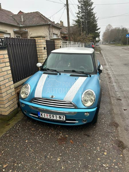 MINI Cooper 