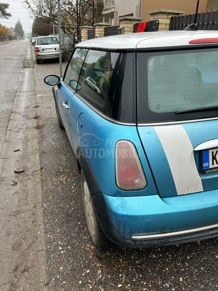 MINI Cooper 