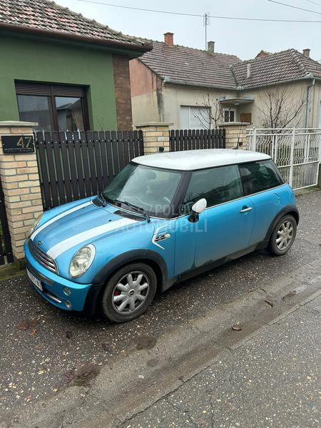 MINI Cooper 