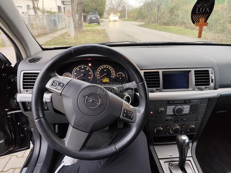 Opel Signum OPC line