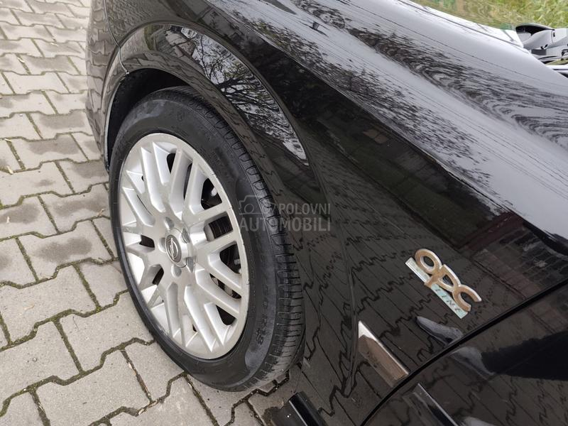 Opel Signum OPC line