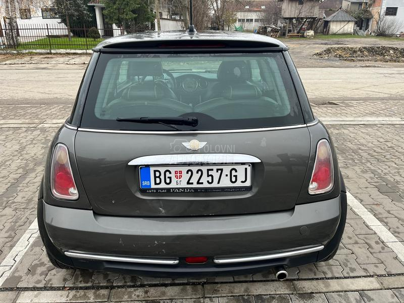 MINI Cooper Za pocetnike