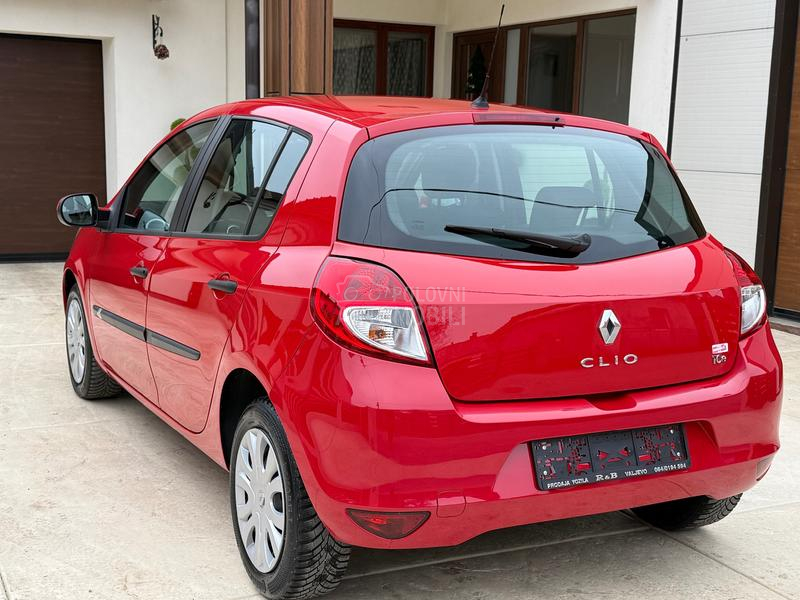 Renault Clio 1.2 /IZUZEETAN/ CH