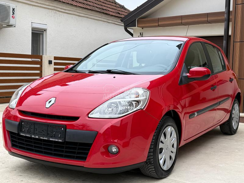 Renault Clio 1.2 /IZUZEETAN/ CH
