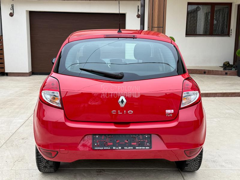 Renault Clio 1.2 /IZUZEETAN/ CH