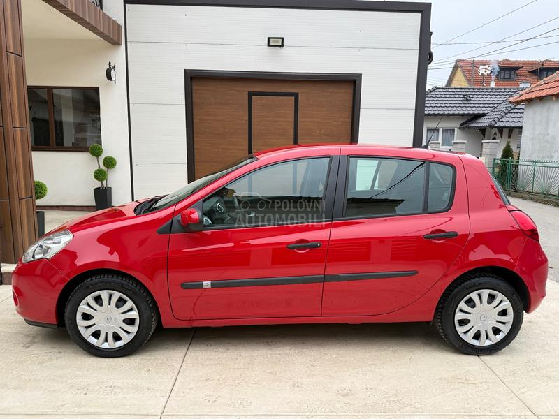 Renault Clio 1.2 /IZUZEETAN/ CH