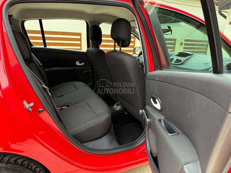 Renault Clio 1.2 /IZUZEETAN/ CH