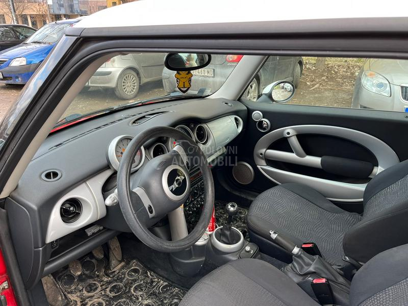 MINI Cooper 1.6i 97000.k.m