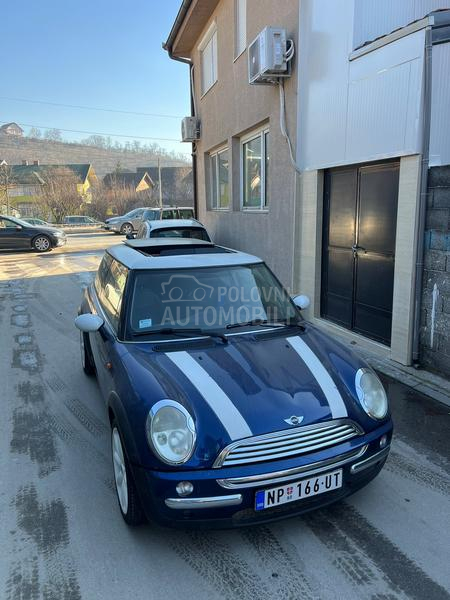 MINI Cooper 