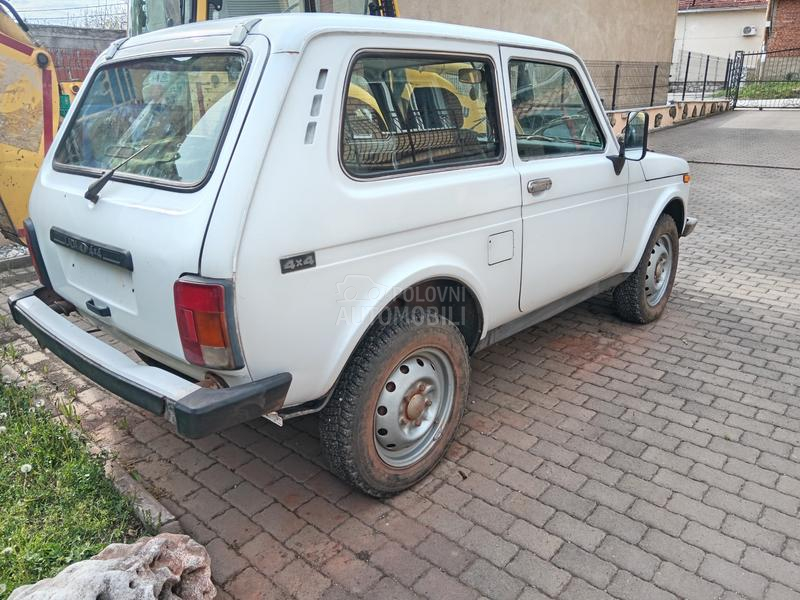 Lada Niva 1.7i