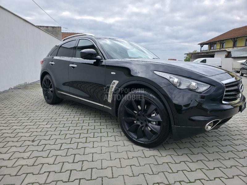 Infiniti FX30 QX70