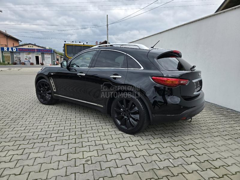 Infiniti FX30 QX70