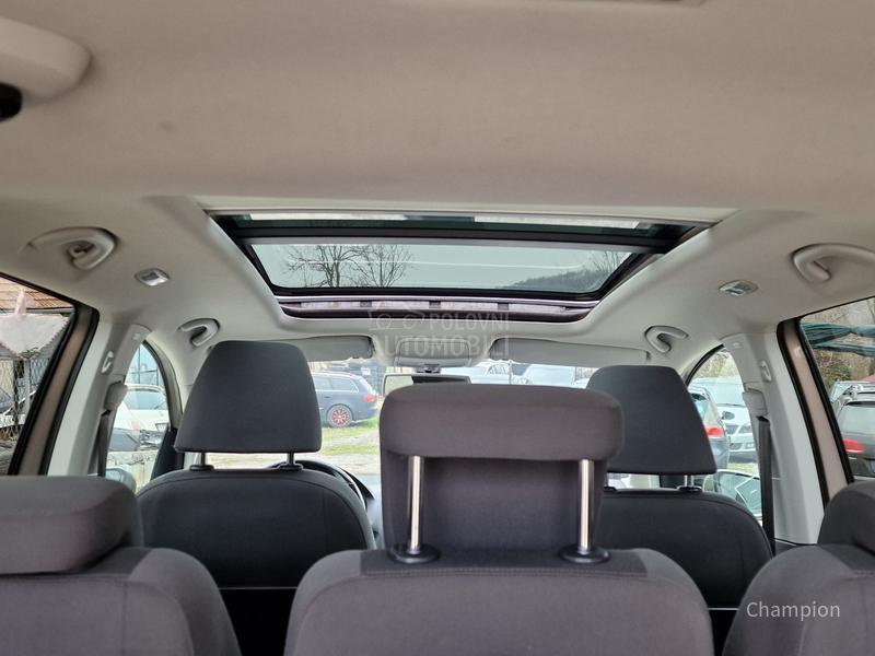 Volkswagen Touran HIGLINE