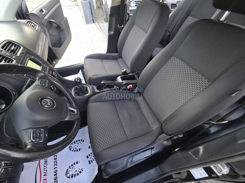 Volkswagen Golf 6 1.6 TDI N.A.V.I