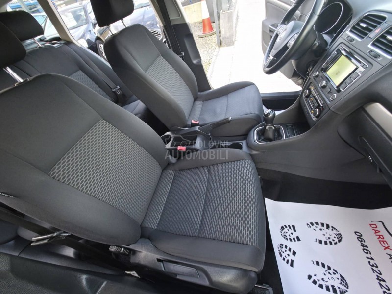 Volkswagen Golf 6 1.6 TDI N.A.V.I