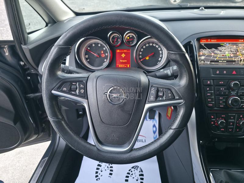 Opel Astra J 1.6 CDTI N.A.V.I