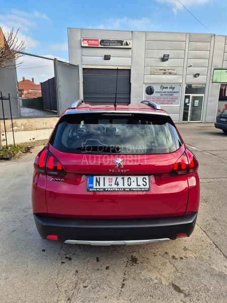 Peugeot 2008 1.2 turbo