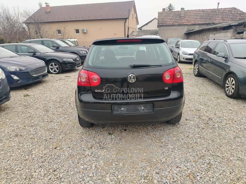 Volkswagen Golf 5 1,6 b. e. n. z