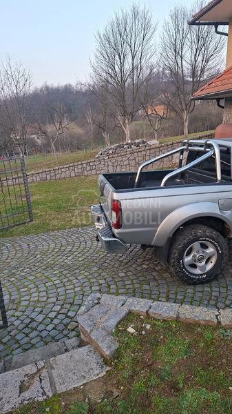 Nissan Navara d22