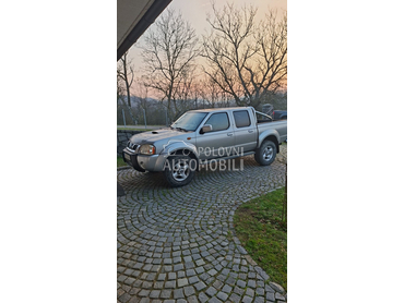 Nissan Navara d22