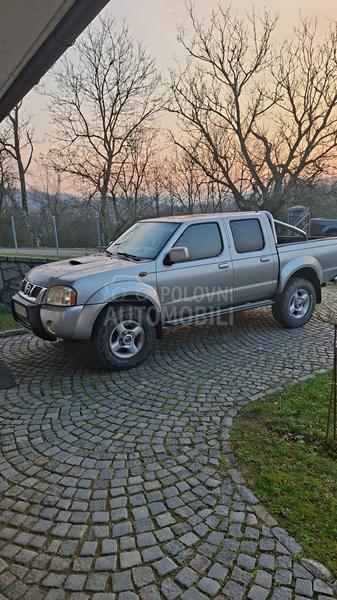 Nissan Navara d22