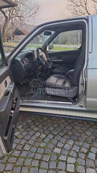 Nissan Navara d22