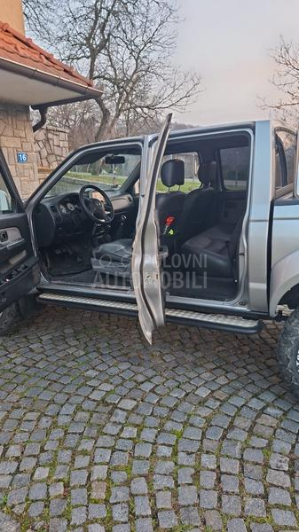 Nissan Navara d22