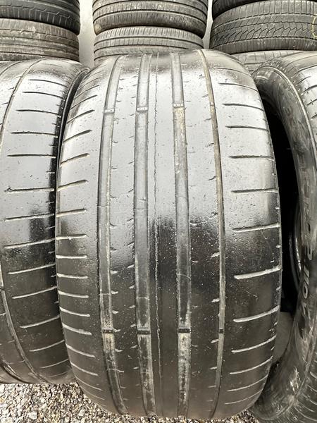 Pirelli 285/40 R22 Letnja