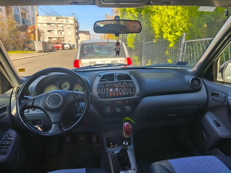 Toyota RAV 4 2.0 D4-D