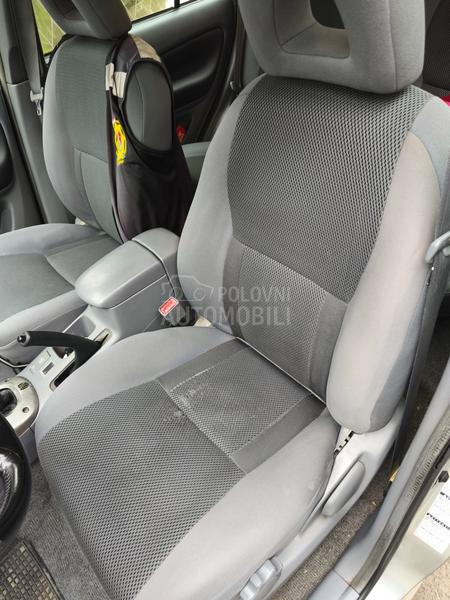 Toyota RAV 4 2.0 D4-D