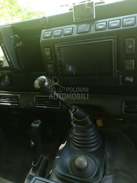 Land Rover Defender 2.5 TD5