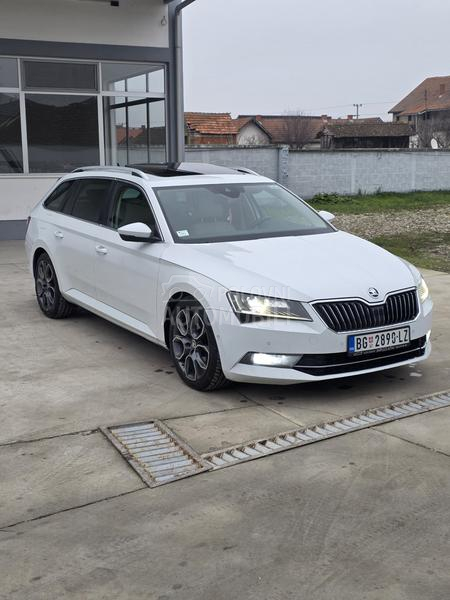 Škoda Superb DSG//FUL//